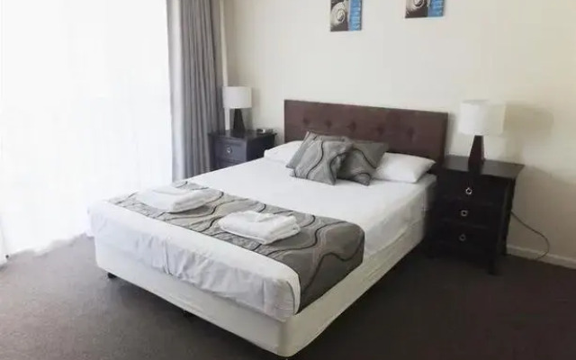 The Shores Holiday Apartments