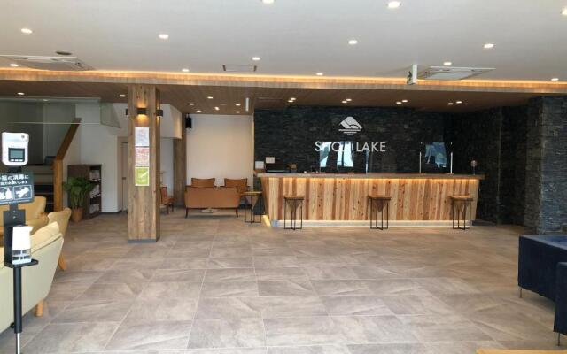 Shoji Lake Hotel