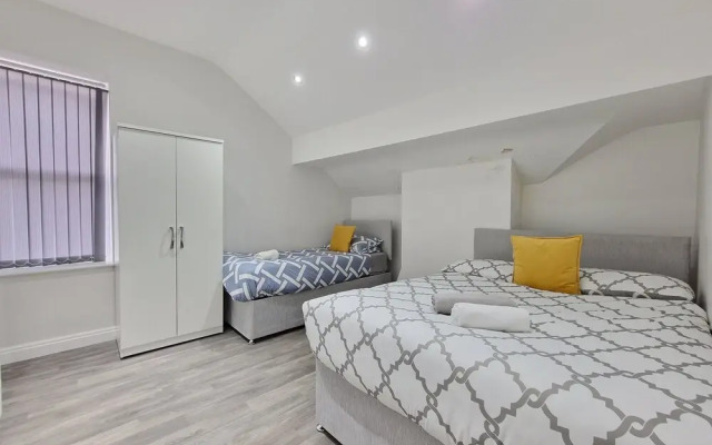 Dysa Waterloo Apartments