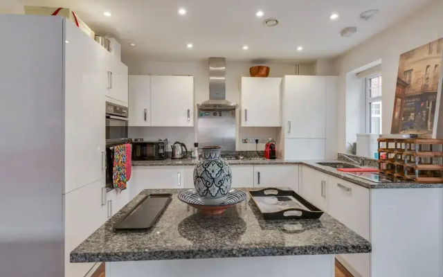 NEW 2BD Flat Great Location Heart of Maidenhead