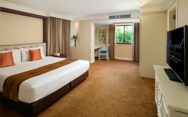 Kingston Suites 