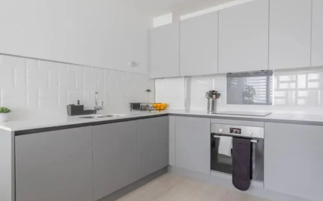 Spacious 4BD Townhouse - Near Stratford City!