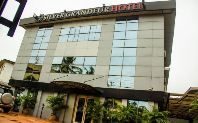 Silver Grandeur Hotel