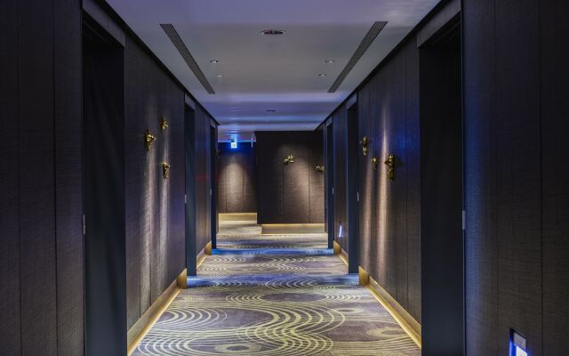 H2O Hotel