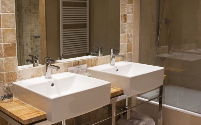 Hotel Les Rotes