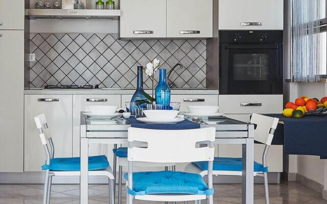 Villa Marina blue, beach at 50 mt-Villa Marina Blue