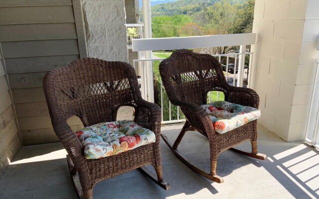 Whispering Pines 622