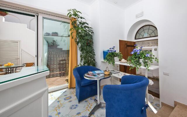 San Nicola Guest House