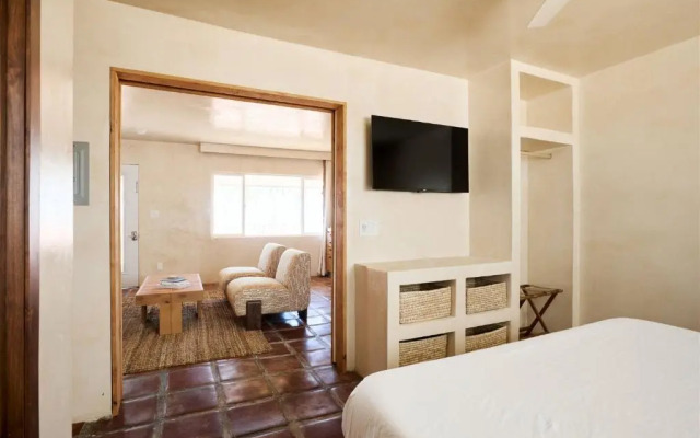 The Sand Castle Inn And Suites
