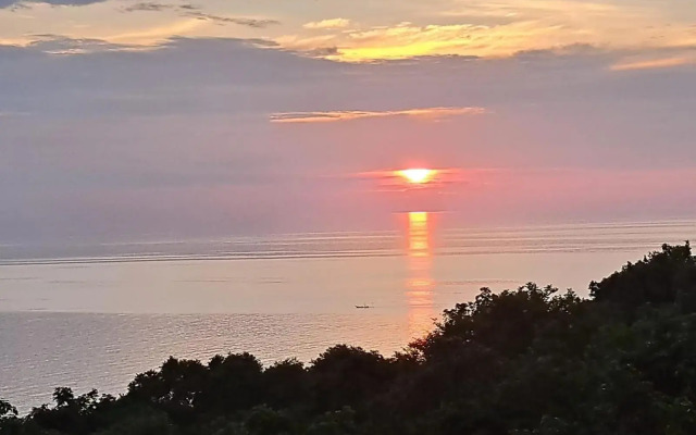 Sairee View Resort