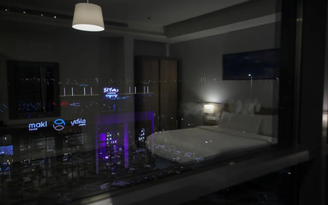 Laten Suites Al Salim Plaza