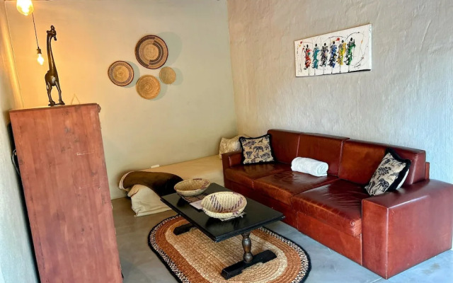 Leadwood Tree Safari Lodge