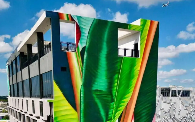 Moxy Miami Wynwood