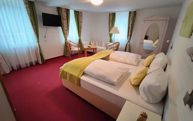 Room in Guest Room - Pension Forelle Double Room