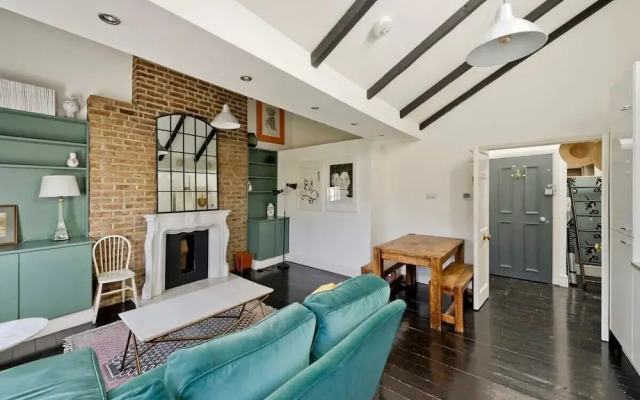 1 Bed Bohemian Loft Style Apt