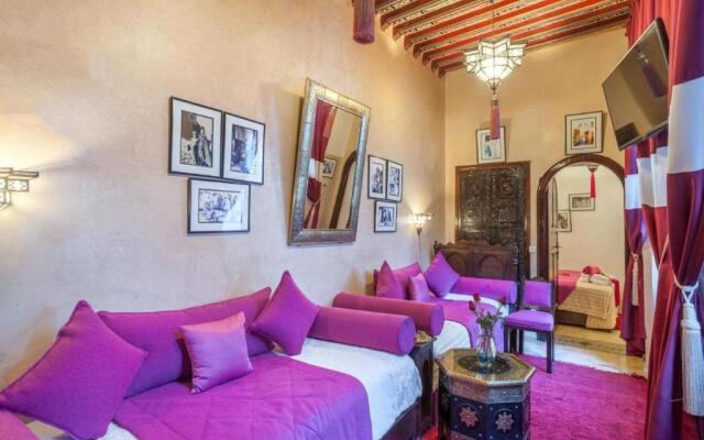 Room in BB - Riad Anabel - Rose Suite