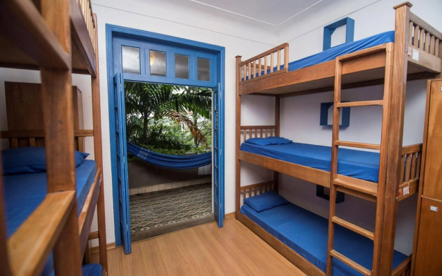 Beach House Ipanema - Hostel