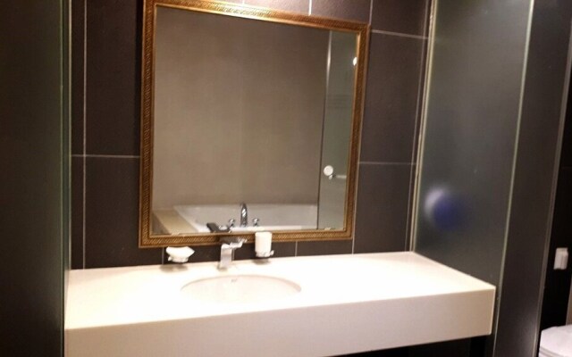 Icheon Cine Hotel