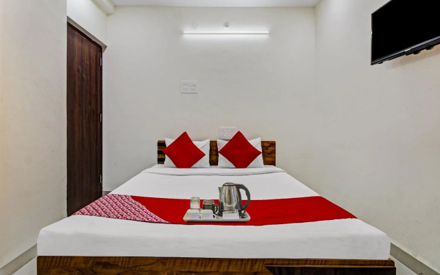 Flagship 93292 Hotel White House