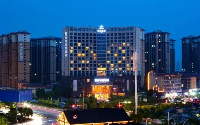 Crown Century Hotel
