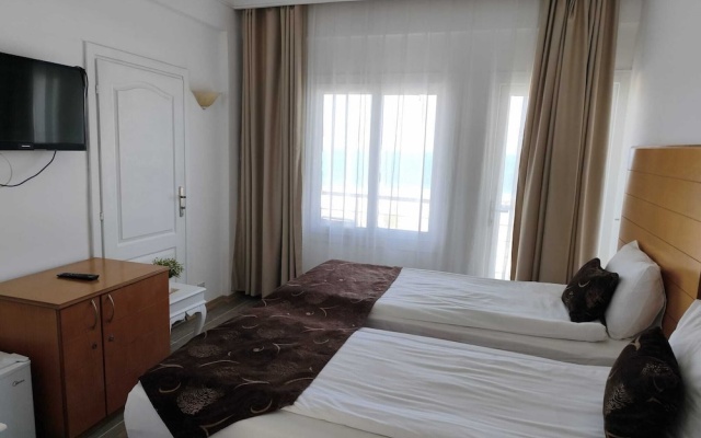 Ada Beach Hotel
