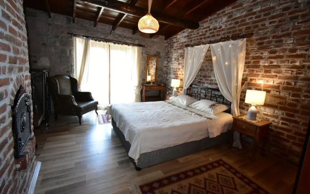 Lalekar Konuk Evi
