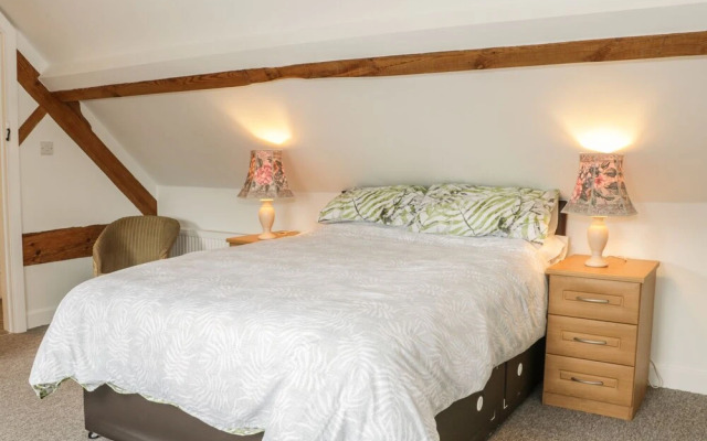 The Cow Byre, Heath Farm