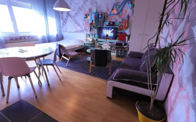 Amy apartment,centar,Netflix,speed WiFi