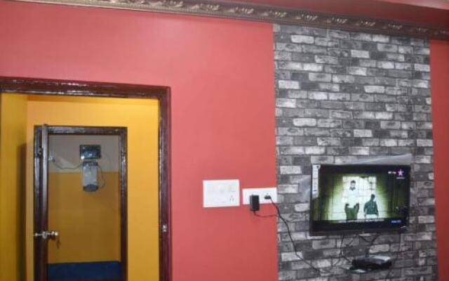 12 Homestay Apartments