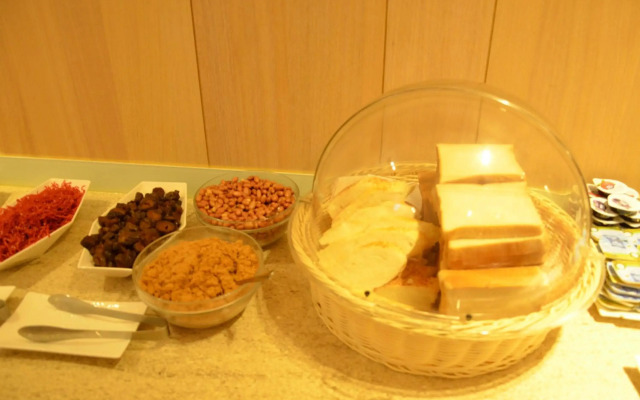 Noble Hotel