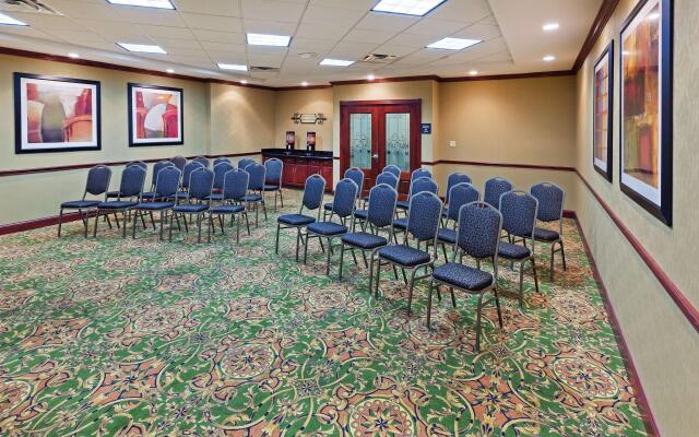 Hampton Inn & Suites Waxahachie