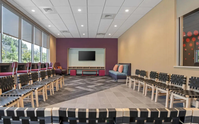 Tru by Hilton Gastonia