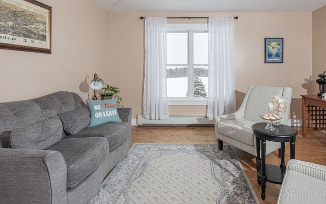 Maple Rock Bed & Breakfast