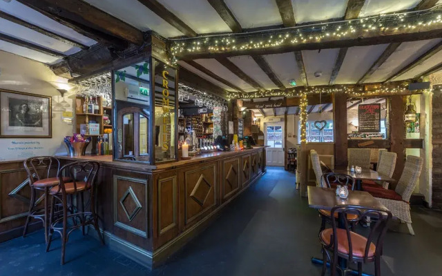 Cromwell's Tap House