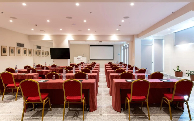 Brown Beach Chalkida Kosher Resort, a member of Brown Hotels