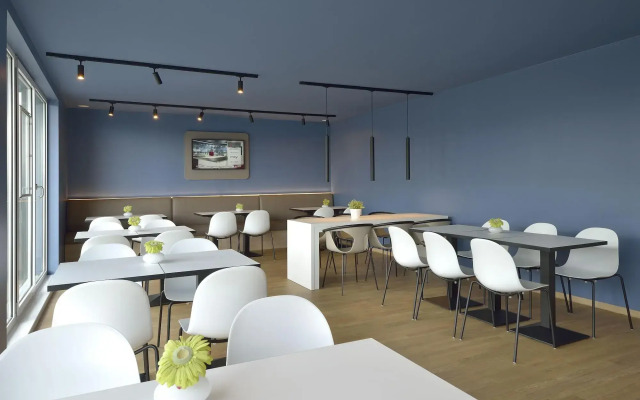B&B Hotel Frankfurt-Hahn Airport
