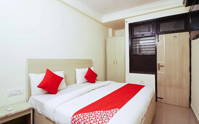Admiral Suites by OYO Rooms