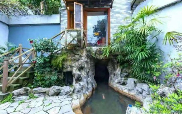 Chongqing White-collars East Hotspring Hotel