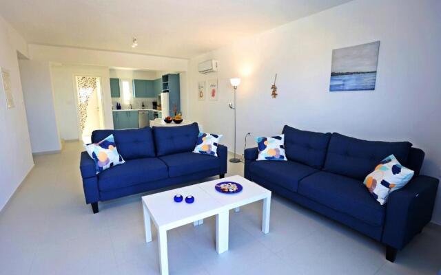 Xenos Villa 7 With a Private Pool Near the sea
