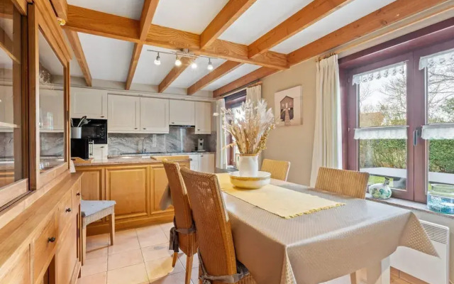 Charming Apartment Near the Beach