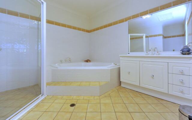 Marine Dr 2/70 - Fingal Bay