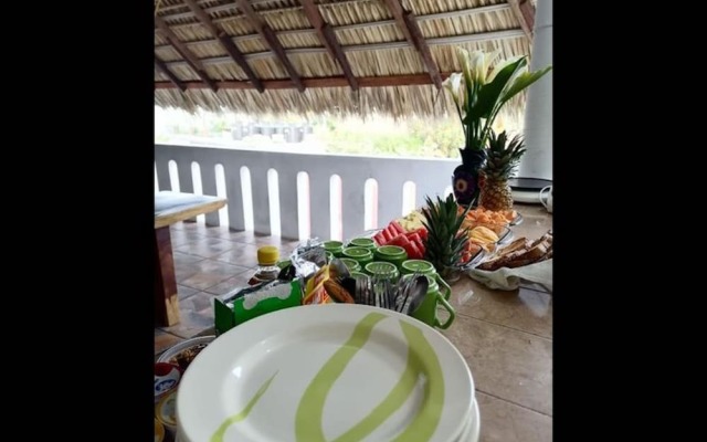 Room in Guest Room - Private Room With King Size bed