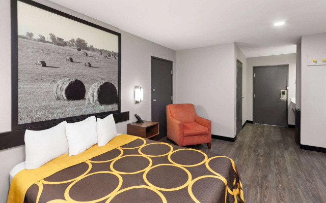 Super 8 by Wyndham Olney