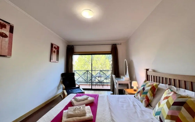 Albufeira Modern 4 With Pool by Homing