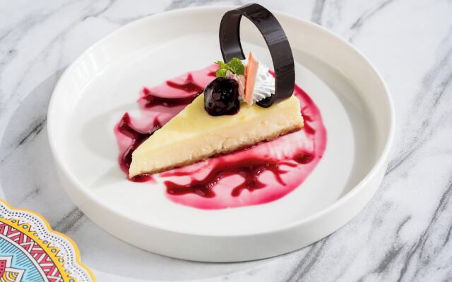 Holiday Inn Lucknow Airport by IHG