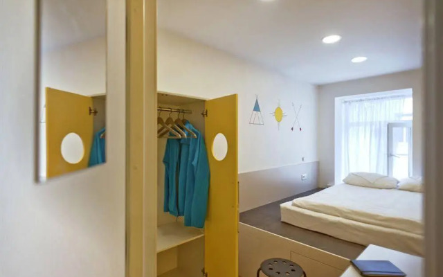 Graffiti Hostel