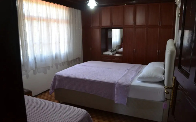Dibekonu Konak