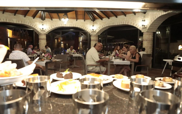 Dalyan Live Spa Resort Hotel
