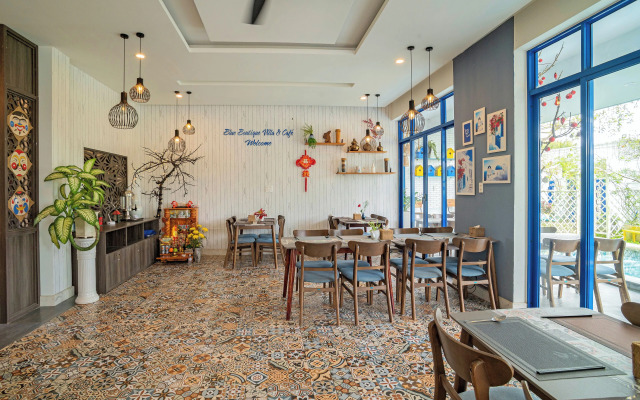 Chez Mimosa Hoi An Blue Villa