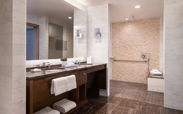 The Ritz-Carlton, Los Angeles